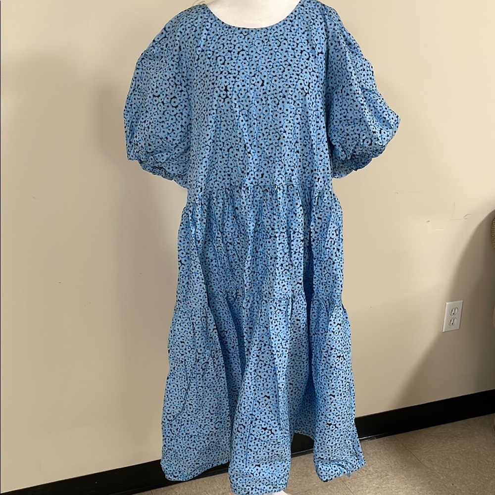Glamorous Blue Tiered Midi Dress with Puff Sleeves
